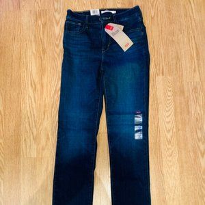 Levi's 724 High-Rise Straight Women's Jeans, Size 26